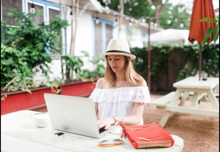 Surefire Signs It Might Be Time to Take a Vacation (and how to prepare for it)